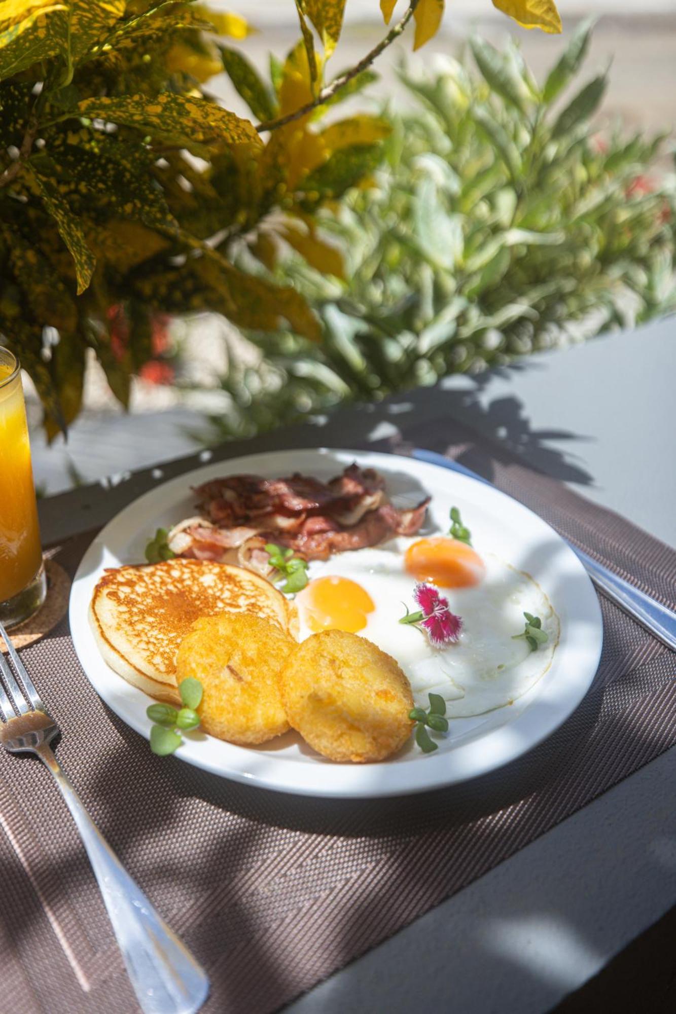 Paradise Bay Hotel Boutique Playa Herradura  エクステリア 写真